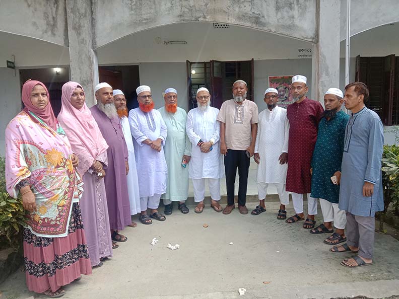 নব নির্বাচিত সভাপতি ও কমিটি গ্রুপ ছবি